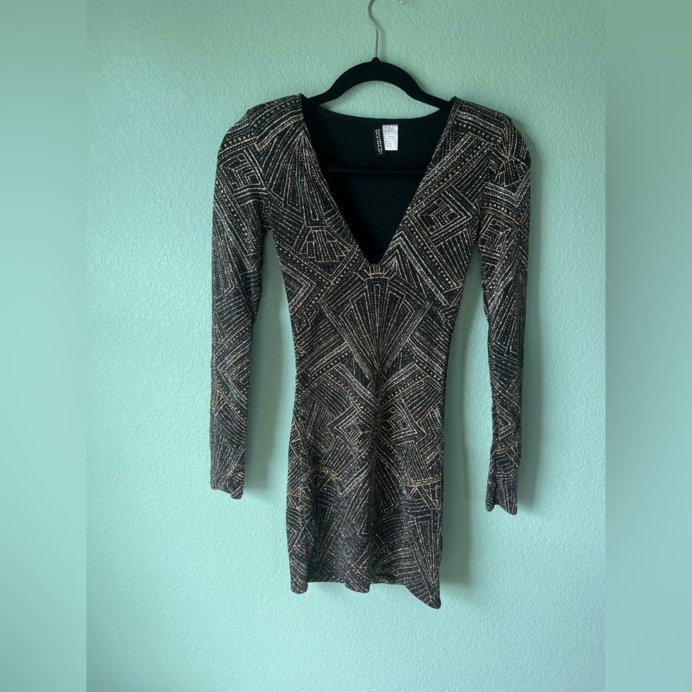 H&M Black and Gold Long Sleeve Dress
